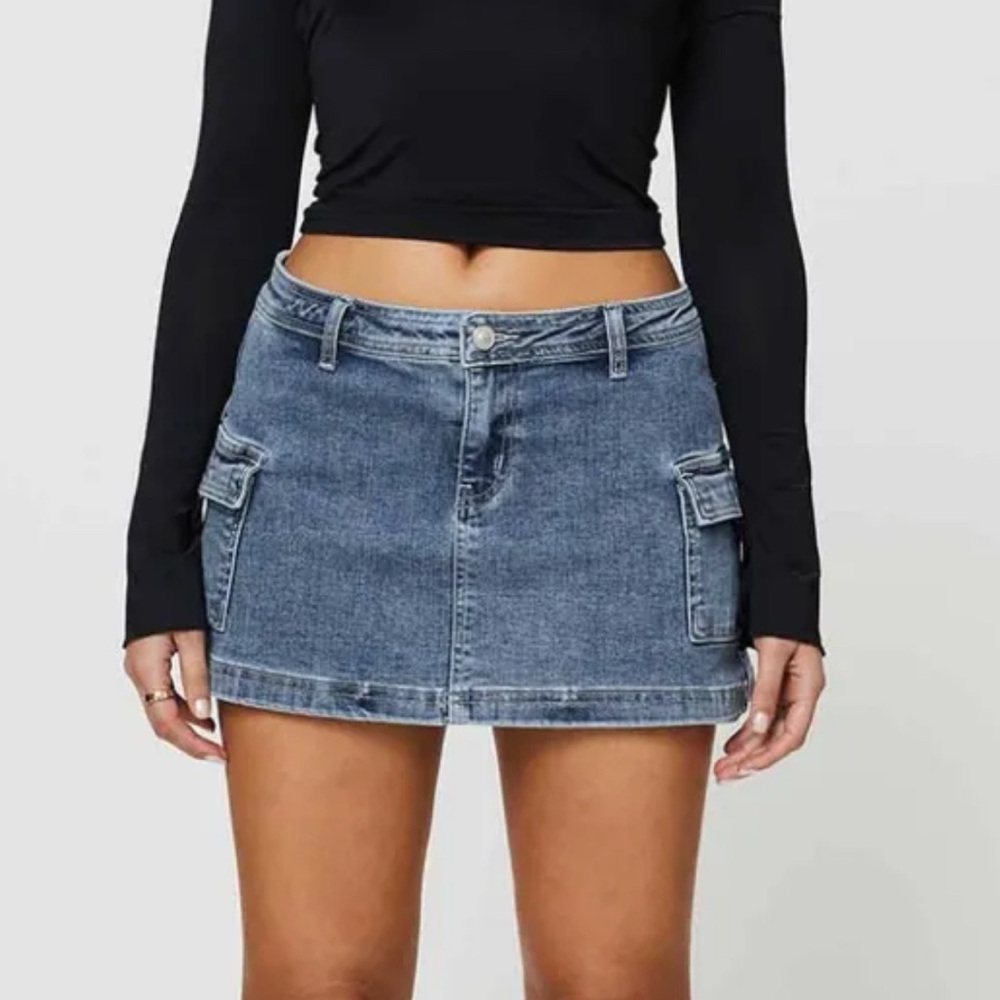 Princess Polly Cargo Mini Skirt Dark Wash Denim Jeans